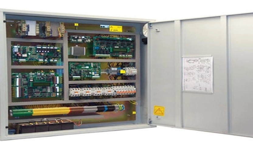 Function and features of hydraulic elevator control panel
